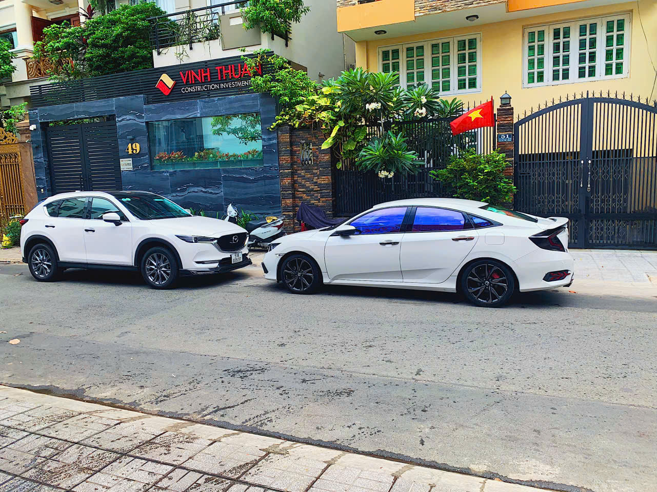 thuê xe 4 chỗ