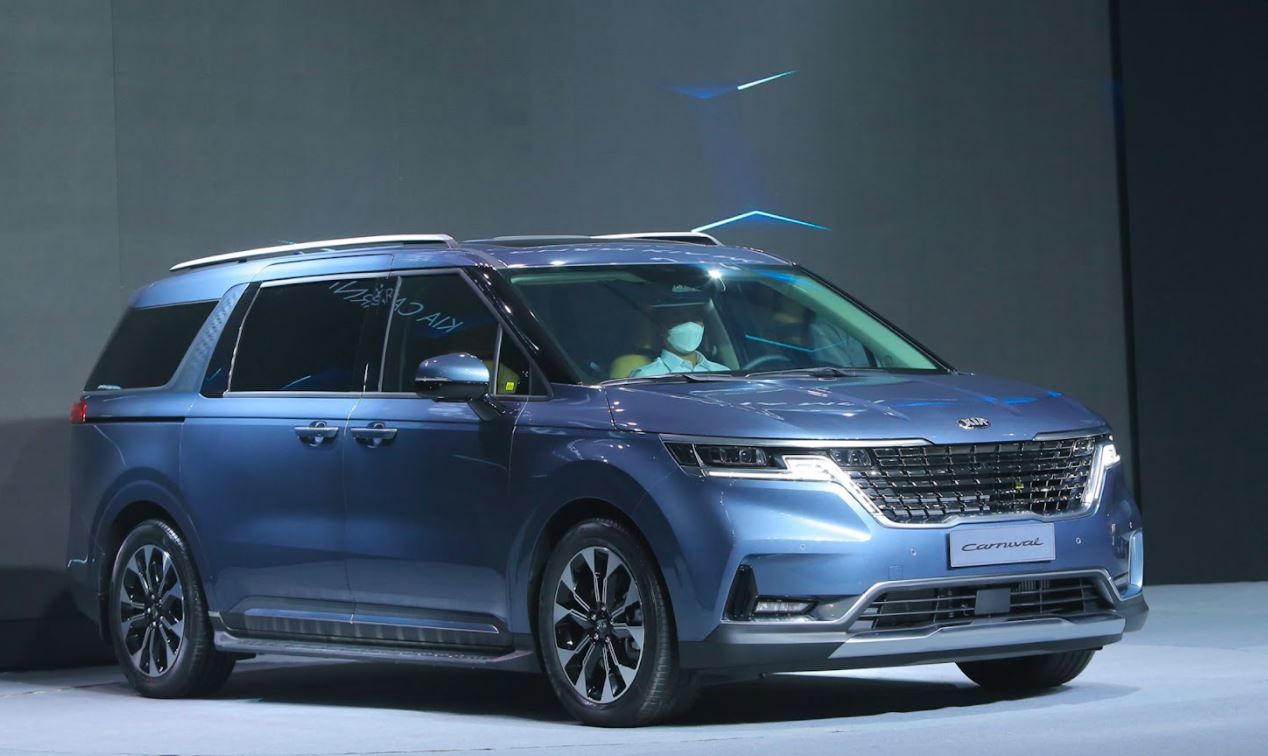 Kia Sedona đổi tên thành Carnival, định vị thành xe SUV và tăng giá bán 